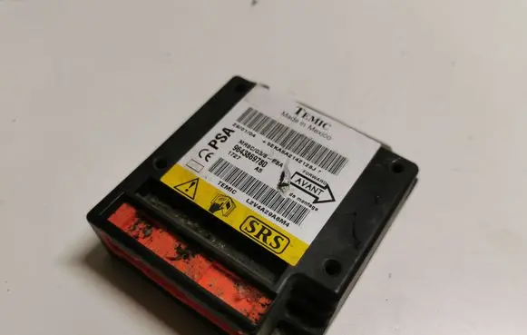 Peugeot 607 Airbag control unit/module 9643869780