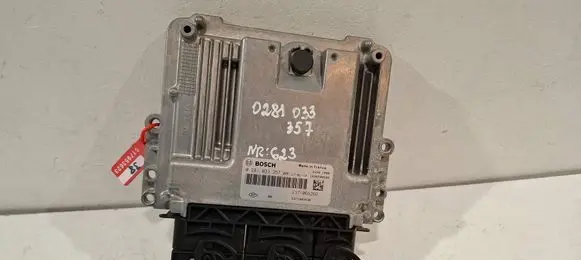 Renault Trafic III (X82) Engine control unit/module 0281033357 237106626R 237108353R