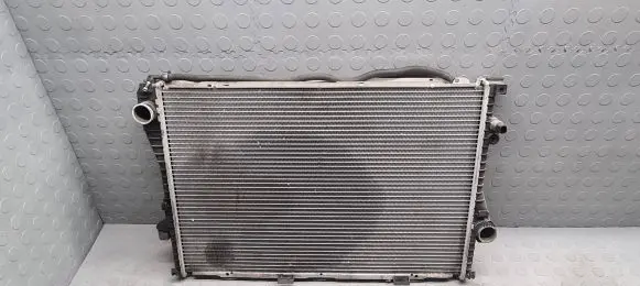 BMW 7 E38 Coolant radiator 1702969 165565ANH