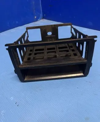 Radio/GPS head unit trim