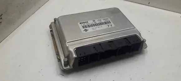 Nissan Almera Tino Engine control unit/module 0281010810