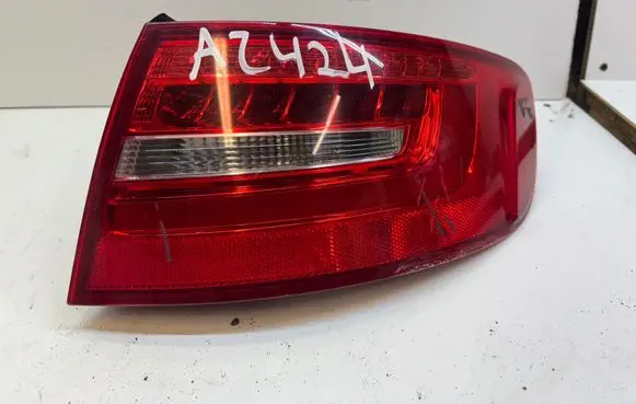 Audi A4 S4 B8 8K Rear/tail lights 8K9945096D 070112