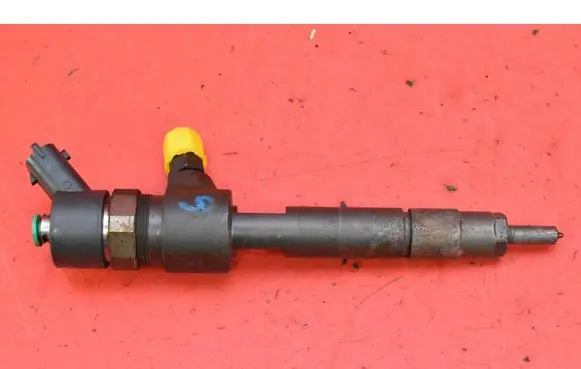 Opel Vectra C Fuel injector 0445110276