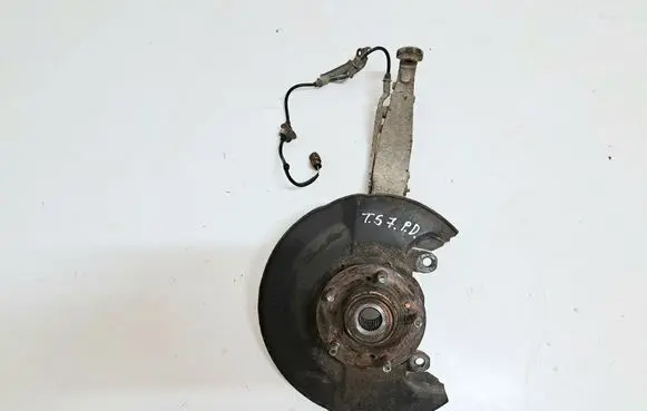 Honda Accord Front wheel hub