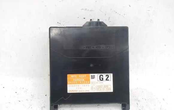 Toyota Prius (XW30) Central body control module 8922147300 2380003093