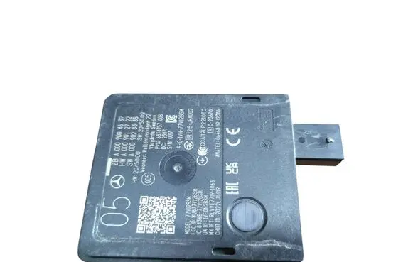 Mercedes-Benz E AMG W213 Blind spot module A0009004639
