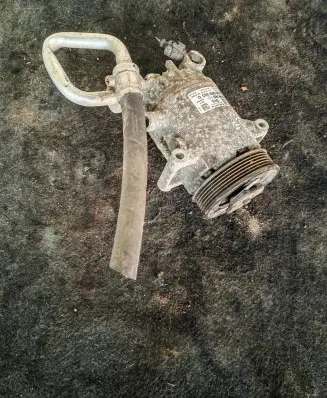 Skoda Fabia Mk3 (NJ) Air conditioning (A/C) compressor (pump) 5Q0820803D