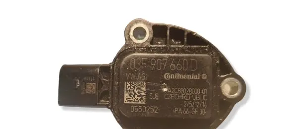 Seat Leon (5F) Oil level sensor 03F907660D