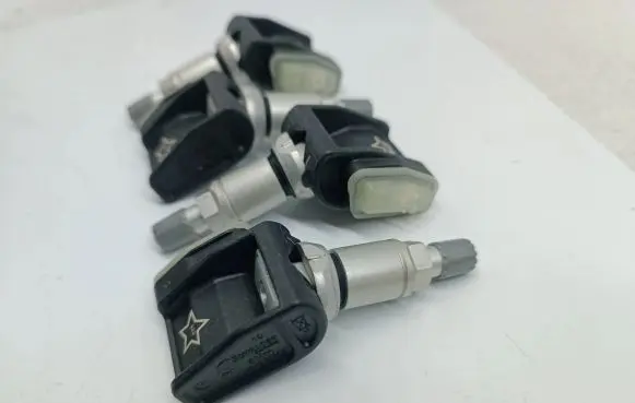 BMW X5 G05 Tire pressure sensor 6887140 10R050113548 36106887140
