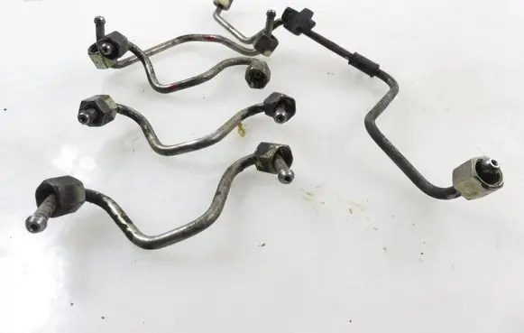 Renault Trafic II (X83) Fuel injector supply line/pipe 