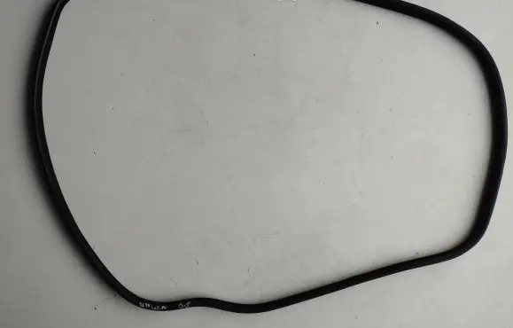 Front door rubber seal