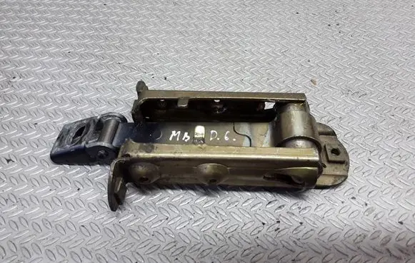Mercedes-Benz E W210 Rear door check strap stopper
