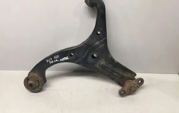 KIA Rio Front lower control arm/wishbone