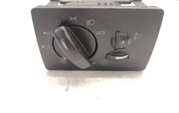 Ford Focus Light switch 7M5T13A024CA