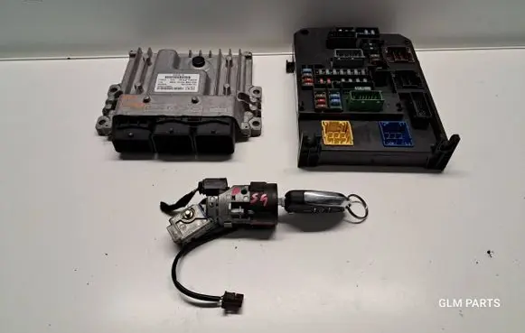 Citroen DS4 Engine ECU kit and lock set 9677563880 9665547480