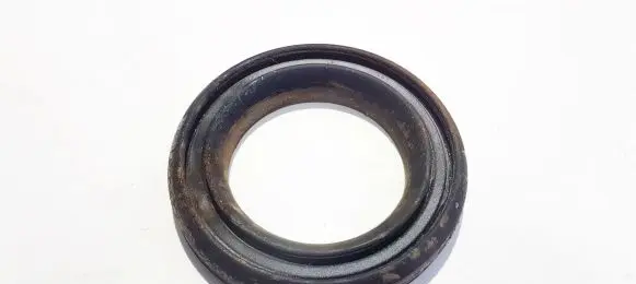 Nissan X-Trail T30 Front coil spring rubber mount 540348h500