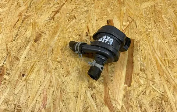 Volvo V60 Electric auxiliary coolant/water pump 31493259