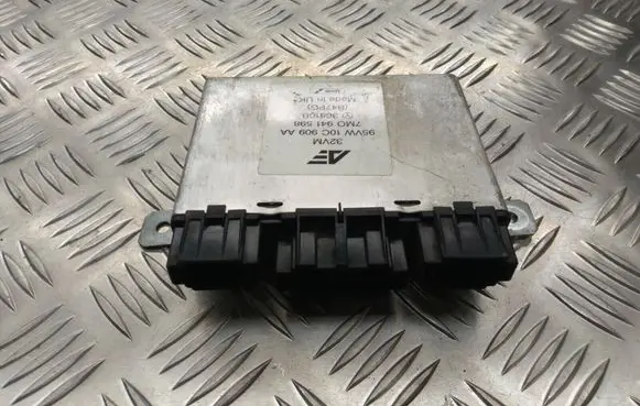 Volkswagen Sharan Comfort/convenience module 95VW10C909AA 7M0941598