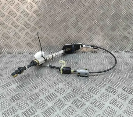 Gear shift cable linkage