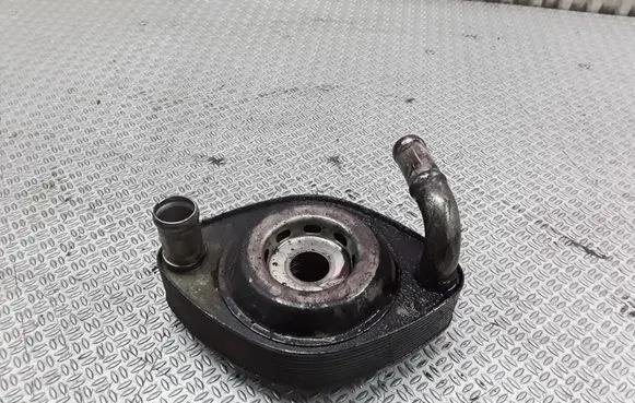 Mazda 6 Oil filter mounting bracket