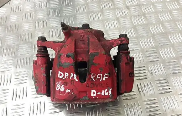 Toyota RAV 4 (XA30) Front brake caliper