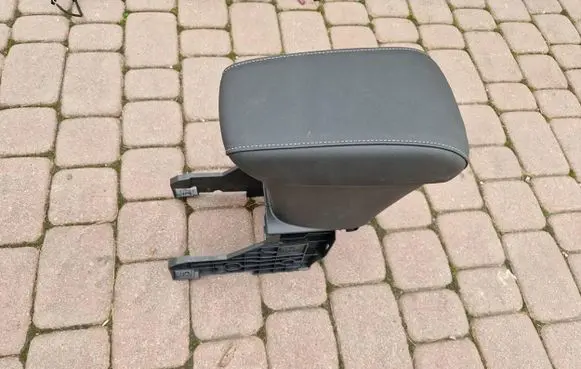 Opel Astra K Armrest 