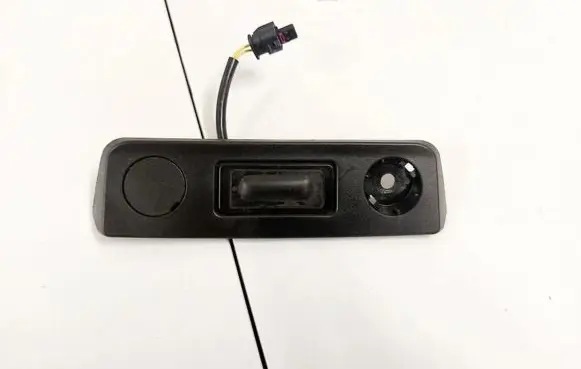 Opel Ampera Tailgate/boot open switch button 