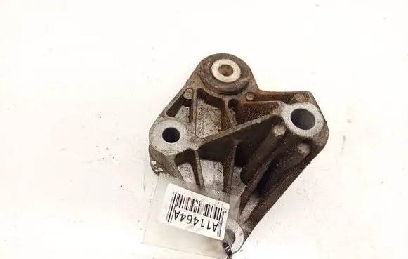 Volvo V40 Engine mounting bracket AV616P093NA