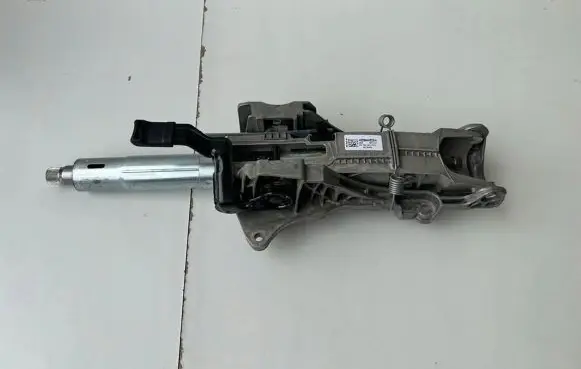 Mercedes-Benz Vito Viano W447 Steering wheel axle a4474604800