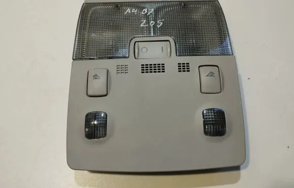 Audi A4 S4 B7 8E 8H Front seat light 8E0947565 16781020