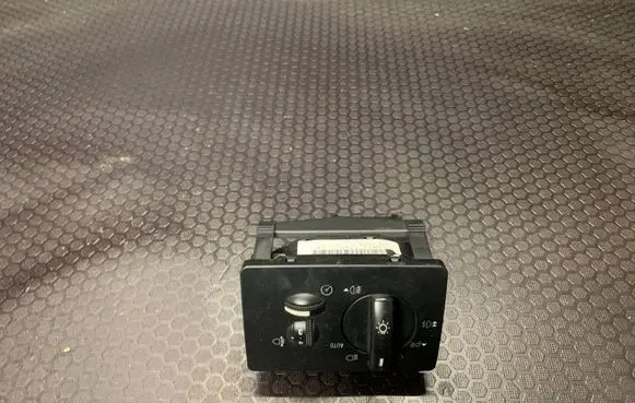 Ford Focus C-MAX Light switch 4M5T13A024CA 04059730