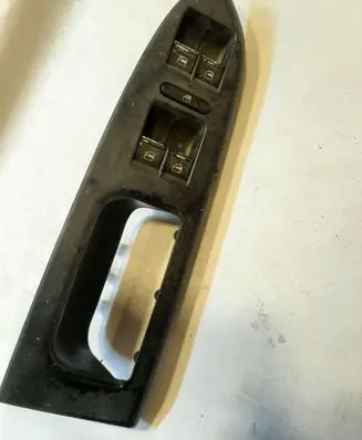 Volkswagen Touran I Electric window control switch 1K4959857 160405S