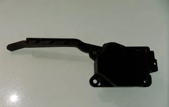 Volvo S80 Air flap motor/actuator 30676510