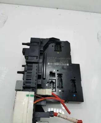 Mercedes-Benz GLK (X204) Fuse module 2049009101 5DK00922578 2049011901