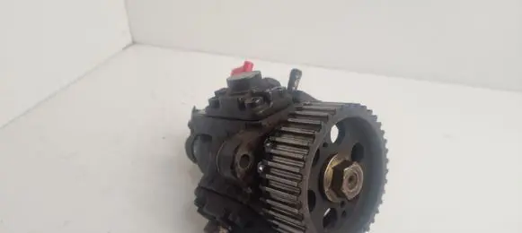 Saab 9-3 Ver2 Fuel injection high pressure pump 0445010156