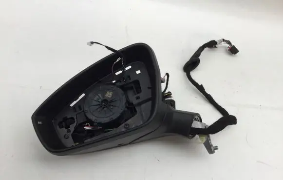 Volkswagen Tiguan Manual wing mirror 57185751DD