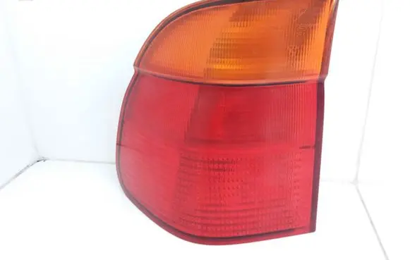BMW 5 E39 Rear/tail lights 393327