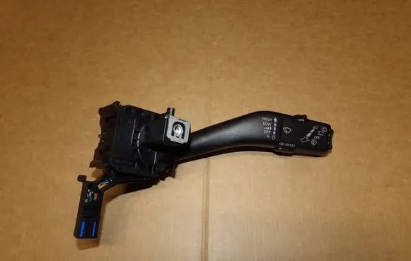 Skoda Octavia Mk2 (1Z) Wiper control stalk 1K0953519J