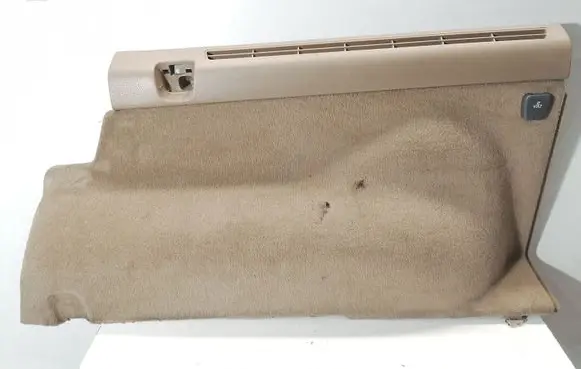 Trunk/boot lower side trim panel