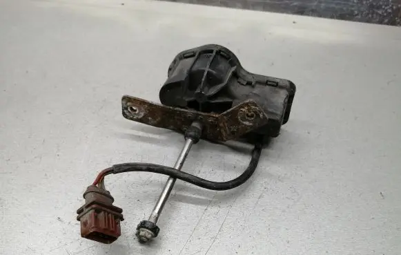 Volvo S70 V70 V70 XC Headlight wiper motor 0390206951