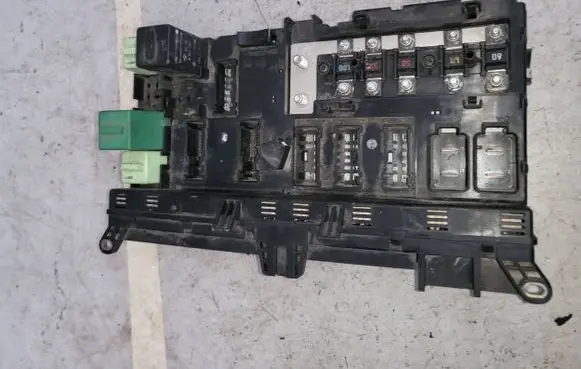 Land Rover Range Rover L322 Fuse module Pa6gfgk30