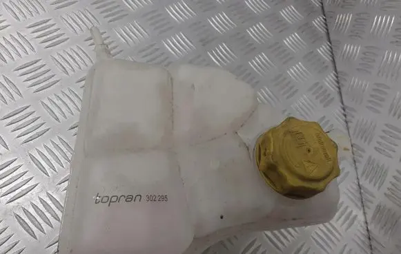 Mazda 2 Coolant expansion tank/reservoir