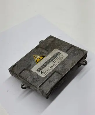 Volvo V50 Headlight ballast module Xenon 1307329098 1039F00515