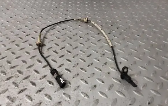 BMW X1 U11 Front ABS sensor wiring 5B6B472 34525B6B472