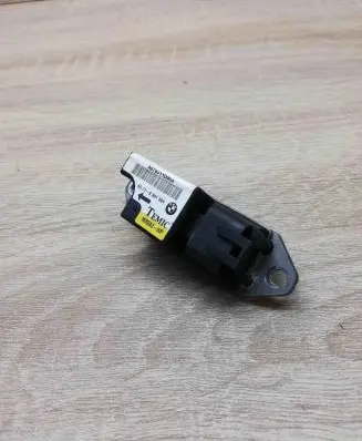 BMW 5 E39 Airbag deployment crash/impact sensor 8381564