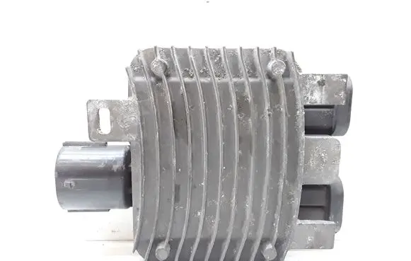 Volvo V70 Coolant fan relay 940011200