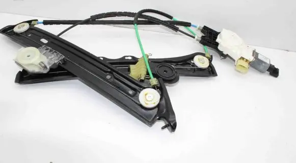 BMW M4 F82 F83 Front door window regulator with motor 7352748 7281624