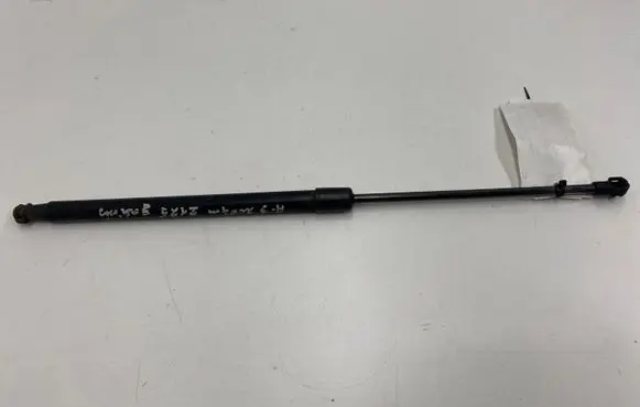 Audi A3 S3 8P Tailgate/trunk strut/damper 8P3827552