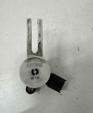 Opel Astra J Clutch pedal sensor 10366474