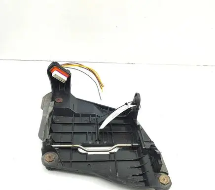Porsche Boxster 987 Headlight/headlamp mounting bracket 98763104201
